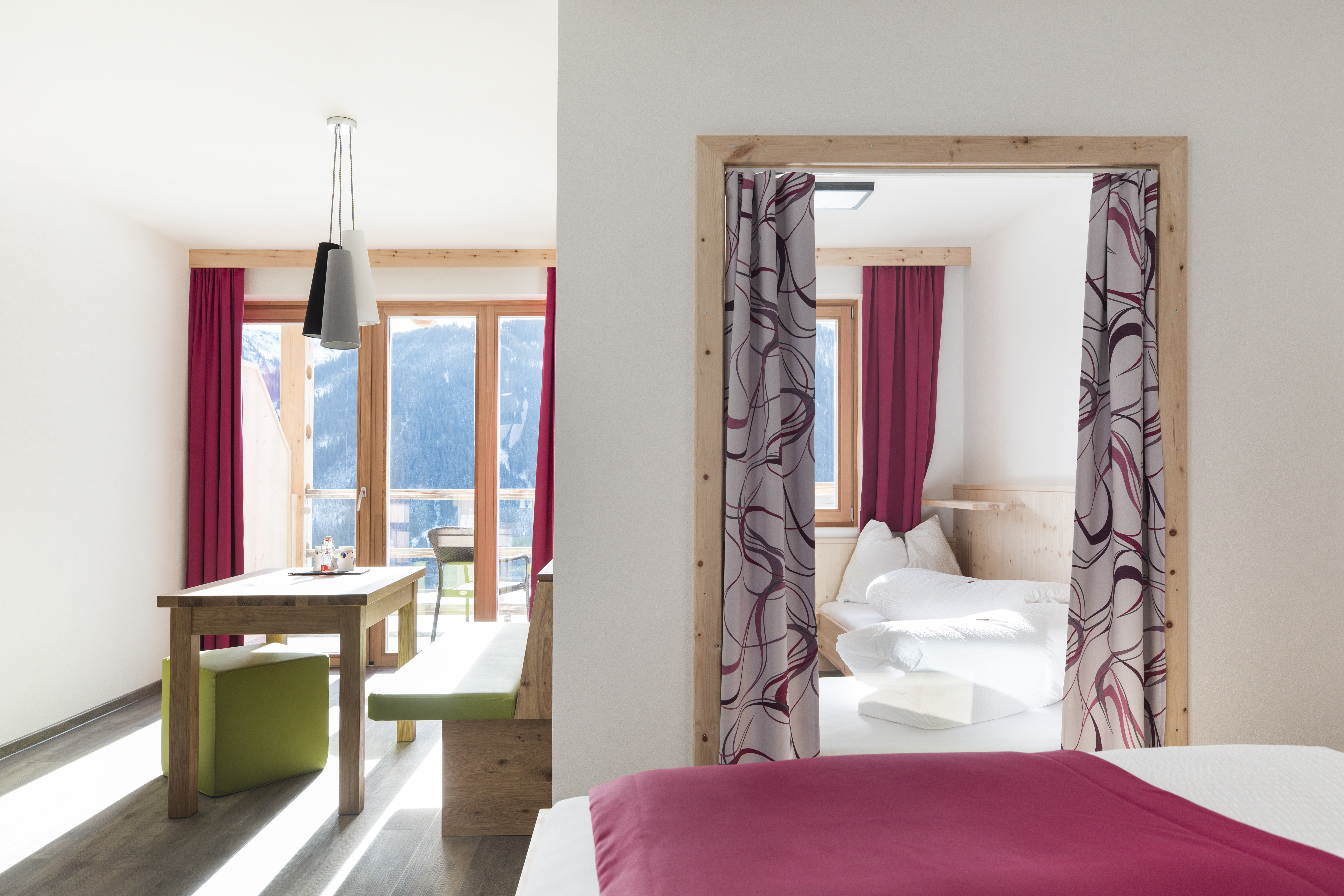 Almfamilyhotel Scherer****s Zimmerkategorien Zirbensuite