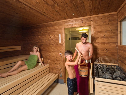 Hotels an der Piste - Skikurs direkt beim Hotel: für Kinder - ©Almfamilyhotel Scherer_Ramona Waldner - Almfamilyhotel Scherer****s