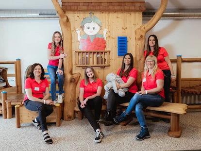 Hotels an der Piste - Skikurs direkt beim Hotel: für Kinder - ©Almfamilyhotel Scherer_Elias Bachmann - Almfamilyhotel Scherer****s