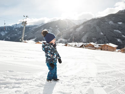Hotels an der Piste - Skikurs direkt beim Hotel: für Kinder - ©Almfamilyhotel Scherer_Ramona Waldner - Almfamilyhotel Scherer****s