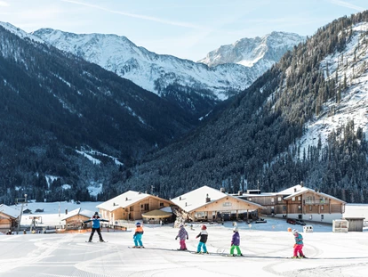 Hotels an der Piste - Skikurs direkt beim Hotel: für Kinder - ©Almfamilyhotel Scherer_Ramona Waldner - Almfamilyhotel Scherer****s
