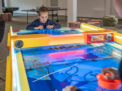 Hotels an der Piste - Skikurs direkt beim Hotel: für Kinder - Almfamilyhotel Scherer****s