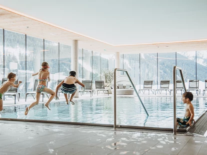 Hotels an der Piste - Skikurs direkt beim Hotel: für Kinder - Almfamilyhotel Scherer****s