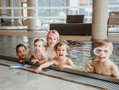Hotels an der Piste - Skikurs direkt beim Hotel: für Kinder - Almfamilyhotel Scherer****s