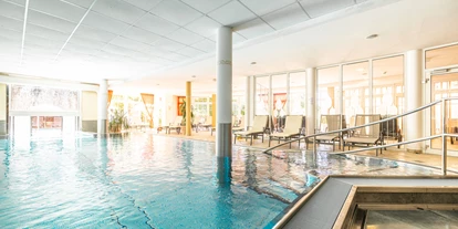 Hotels an der Piste - Skiraum: vorhanden - Unterlangkampfen - Pool - Innenbecken - Landhotel Schermer