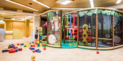 Hotels an der Piste - Skiraum: vorhanden - Unterlangkampfen - Kinderspielraum - Landhotel Schermer