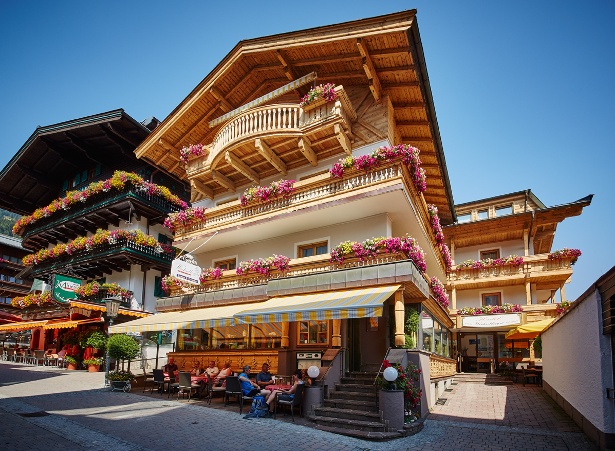 Hotels an der Piste - Parkplatz: gebührenpflichtig in Gehweite - Zell am See - Hotelansicht - Hotel Wechselberger