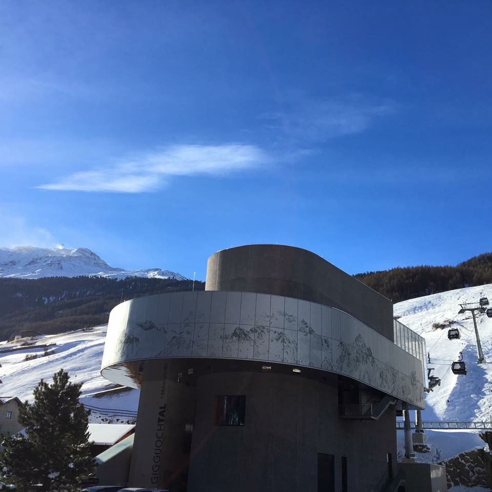 Skihotel: direkt beim Hotel die Giggijochbahn - Glanz & Glory Hotel (ehemals Hotel Stefan) - Haus | Umgebung