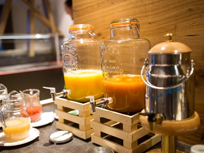 Hotels an der Piste - Skikurs direkt beim Hotel: für Kinder - Frühstücksbuffet - stefan Hotel