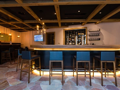 Hotels an der Piste - Skikurs direkt beim Hotel: für Kinder - cafe-bar-lounge - stefan Hotel