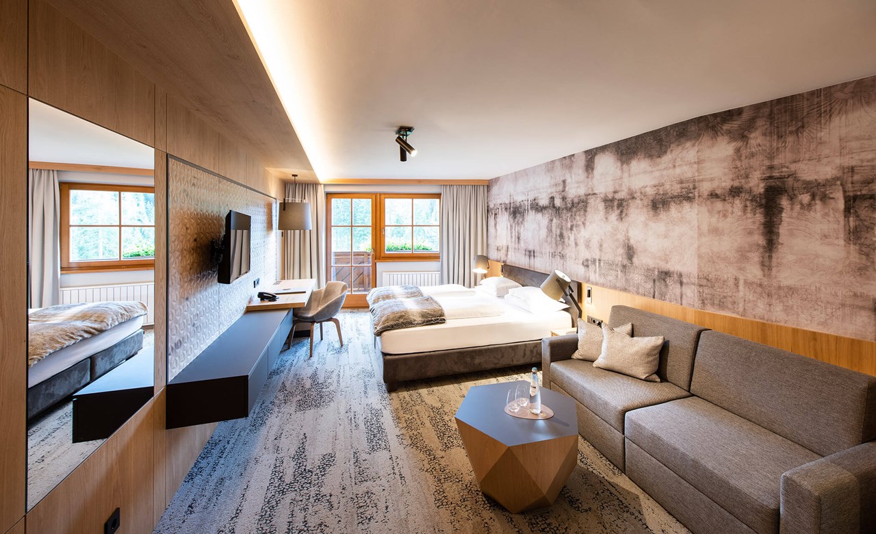 Hotel Sonnalp Zimmerkategorien Junior Suite Latemar (35m²)