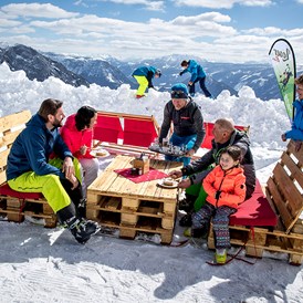 Skigebiet: Familiengenuss in der Loser Alm mit herrlichen Panoramablicken ins Ausseerland-Salzkammergut. - Skigebiet Loser Altaussee