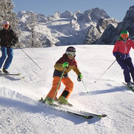 Skiregion: Familien in Dachstein West. Das familiärste Skigebiet Österreichs - Skiregion Dachstein West