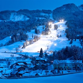 Skigebiet: Flutlicht fahren an der Alpspitzbahn in Nesselwang im Allgäu - Skigebiet Alpspitzbahn Nesselwang im Allgäu