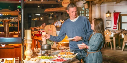 Hotels an der Piste - Ruhrgebiet - Sonntagsbrunch in der Salzburger Hochalm im Alpenpark Neuss - Skihalle Neuss im Alpenpark Neuss