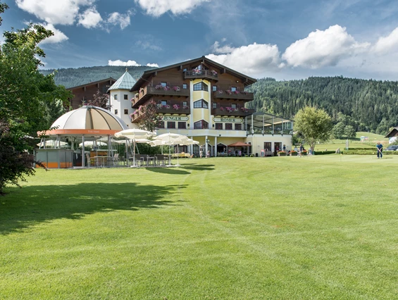 Skihotel: Hotel direkt am 1. Abschlag des GC Radstadt - Hotel Zum Jungen Römer