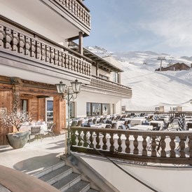 Skihotel: Terrasse - TOP Hotel Hochgurgl