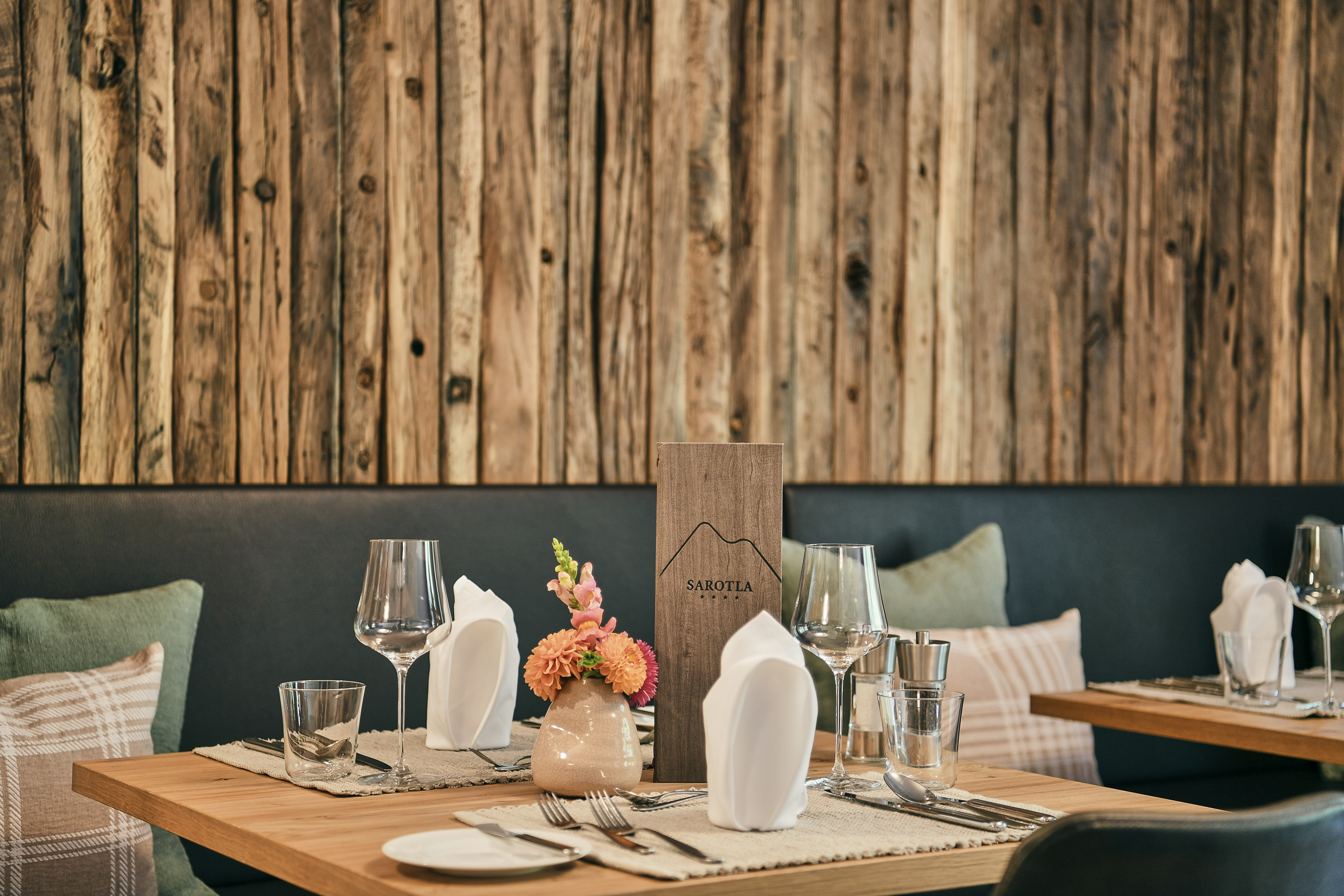 Hotels an der Piste - Verpflegung: Halbpension - Hotel SAROTLA