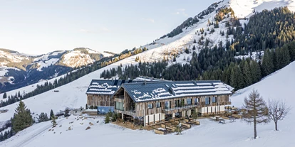 Hotels an der Piste - Verpflegung: Halbpension - Itter - Die KRAFTalm  und liegt mitten in der SkiWelt Wilder Kaiser - Brixental direkt an der Mittelstation der neuen 10er Gondelbahn Salvistabahn - KRAFTalm