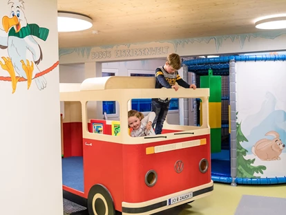 Hotels an der Piste - Skikurs direkt beim Hotel: für Kinder - Hotel Zauchensee Zentral****