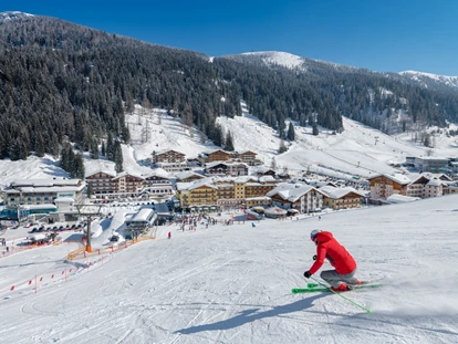 Hotels an der Piste - Skikurs direkt beim Hotel: für Kinder - Hotel Zauchensee Zentral****