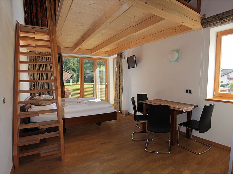 Garni - Hotel Am Burghügel *** Zimmerkategorien Superiorzimmer