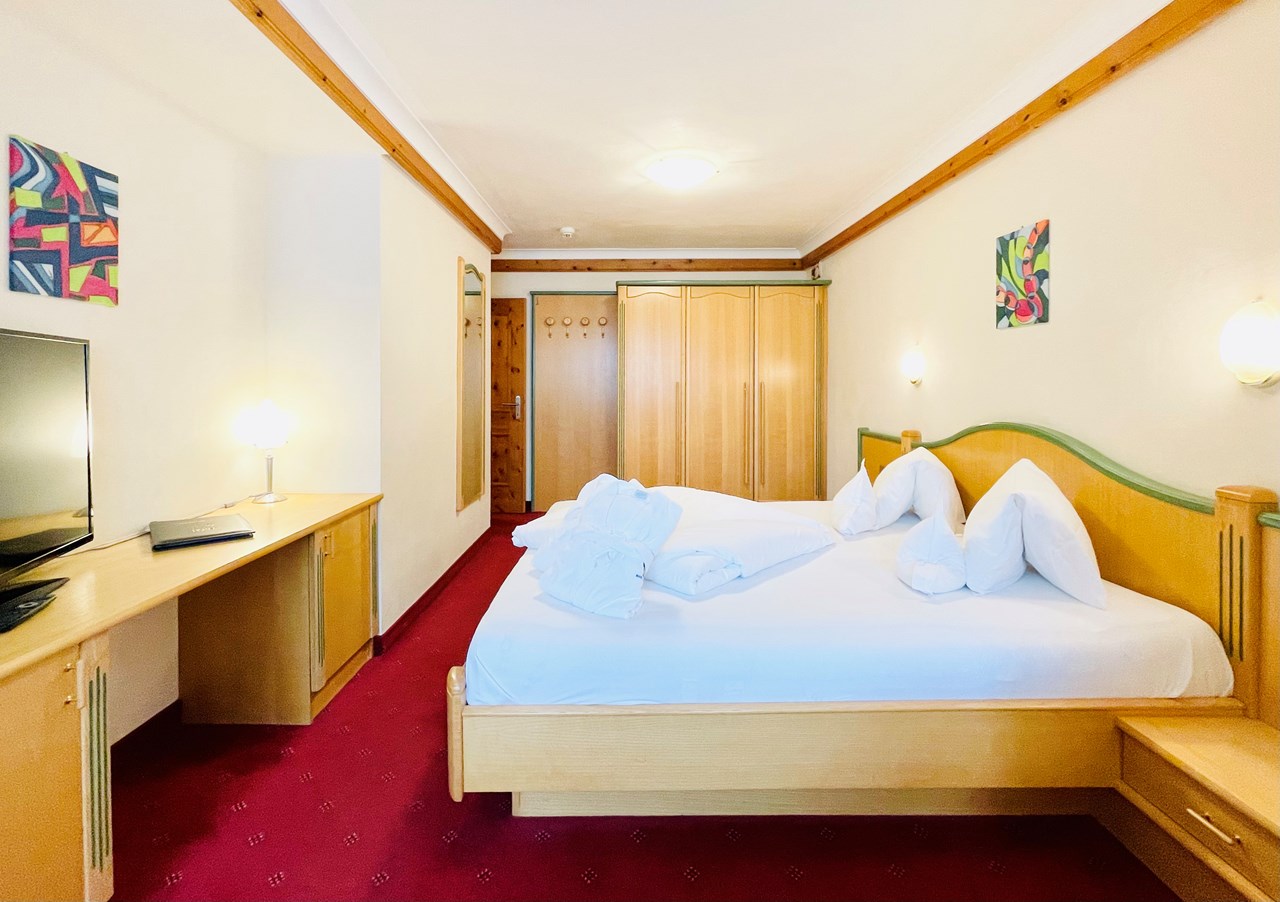 Wellness- und Familienhotel Egger in TOP LAGE Zimmerkategorien 2-Raum Familienstudio 'Klassik', 3-5 Personen, 38m²