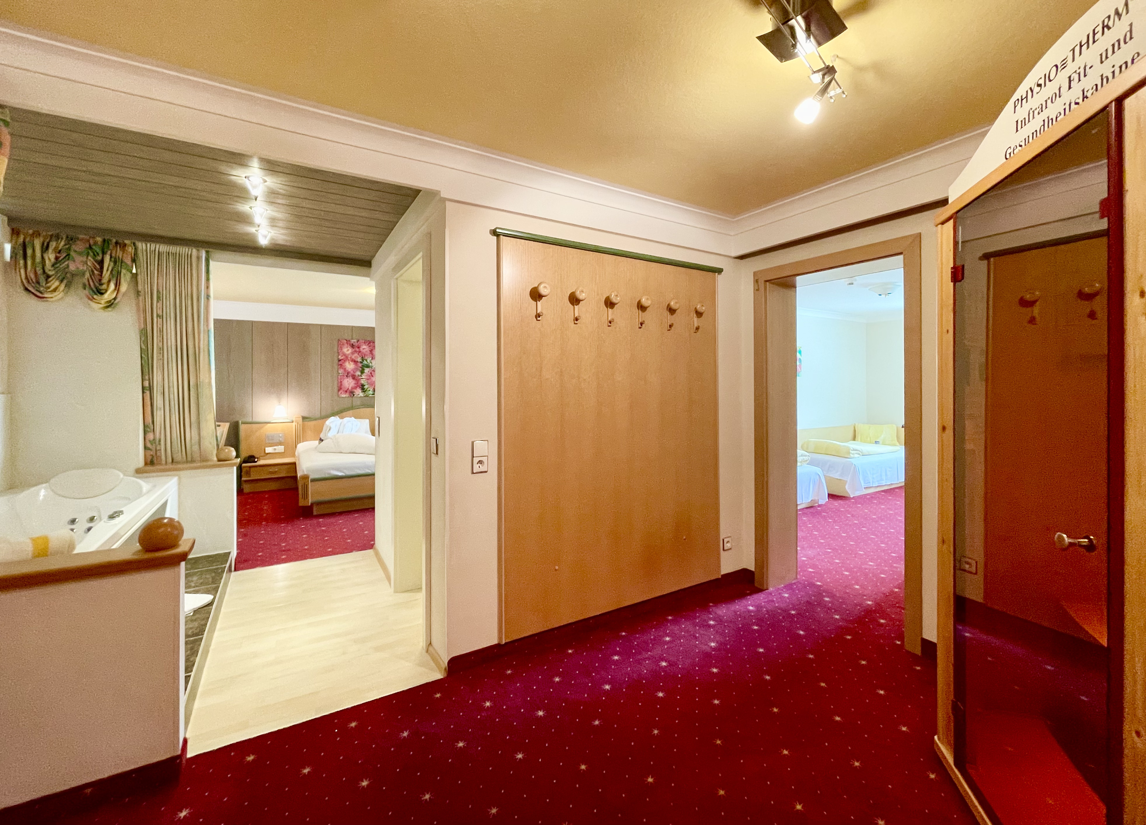 Wellness- und Familienhotel Egger in TOP LAGE Zimmerkategorien Familiensuite B, 3-6 Personen, 65m²