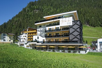 Skihotel: Außenansicht Sommer
 - Active Nature Resort Das SeeMount