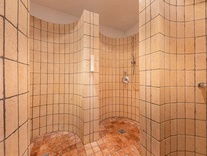 Hotels an der Piste - Verpflegung: Halbpension - Itter - Duschen Sauna - HOTEL SENNINGERBRÄU