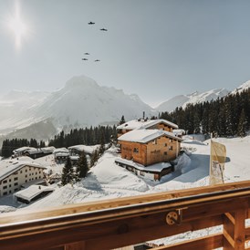 Skihotel: Panoramaaussicht aus dem ZImmer - Hotel Goldener Berg