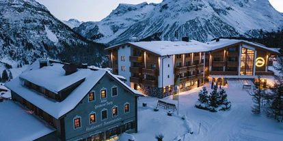 Hotels an der Piste - Mellau - Außenansicht - Hotel Goldener Berg