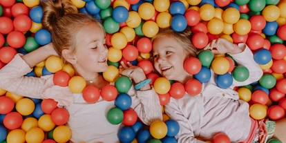 Hotels an der Piste - Skiverleih - Spiel und Spaß im Kinderclub - Hotel Berghof | St. Johann in Salzburg