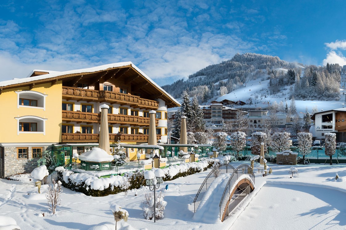 Skihotel: Verwöhnhotel Berghof - Verwöhnhotel Berghof