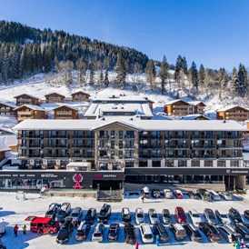Skihotel: Außenansicht- Winter - Hotel Adapura Wagrain