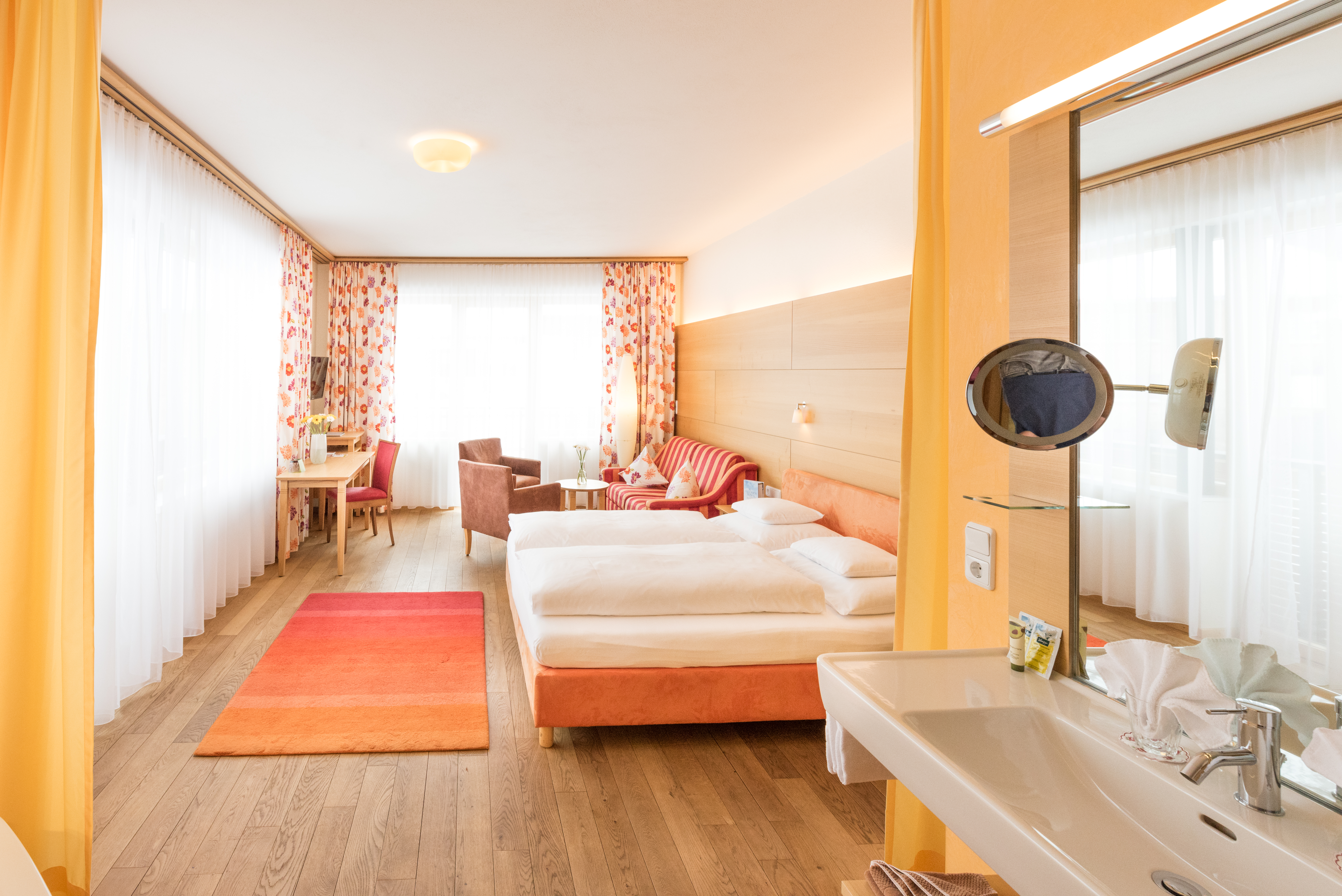 Hotel Walserberg Zimmerkategorien Panorama Suite 