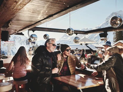 Hotels an der Piste - Mellau - Burg Eisbar Party - Burg Hotel Lech am Arlberg