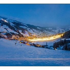Skihotel: Aussicht auf Hinterglemm - Ferienwohnungen Perfeldhof