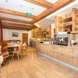 Skihotel: Frühstücksraum mit regionalen und sehr hochwertigen Produkten - Ferienwohnungen Perfeldhof