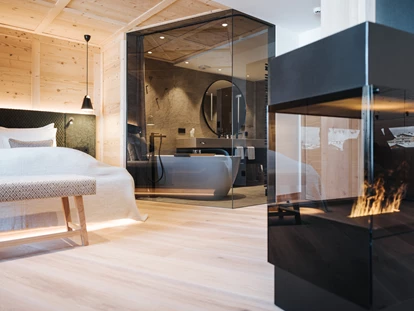 Hotels an der Piste - Skikurs direkt beim Hotel: für Kinder - Suite Freiheit Kamin - Hotel Schneider ****superior