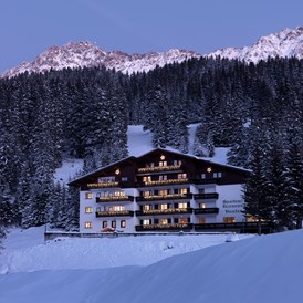Skihotel: Aussenansicht Winter - Hotel Dieschen