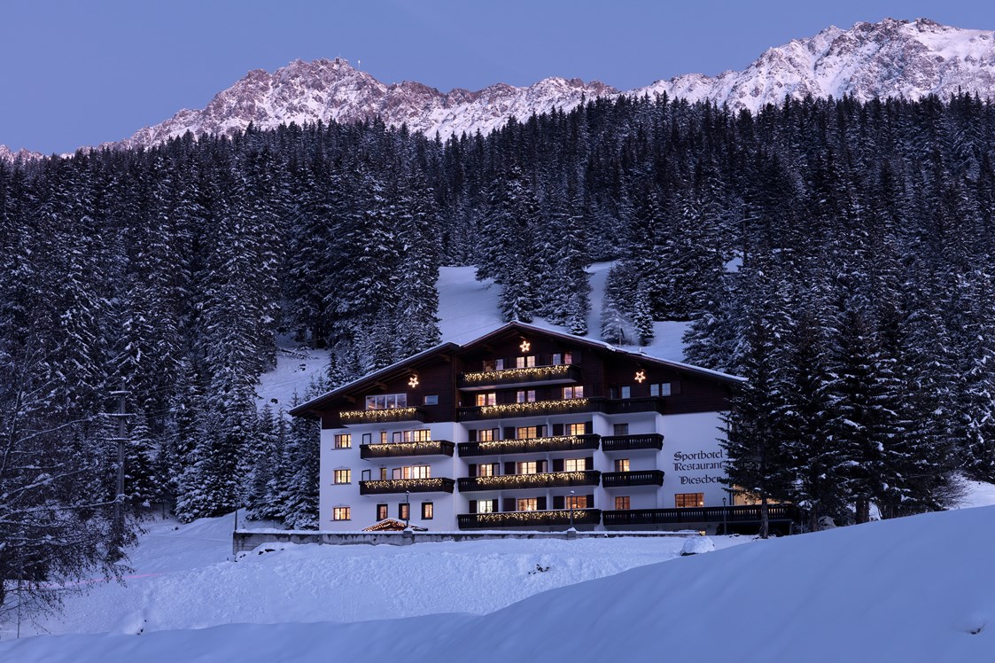 Skihotel: Aussenansicht Winter - Hotel Dieschen