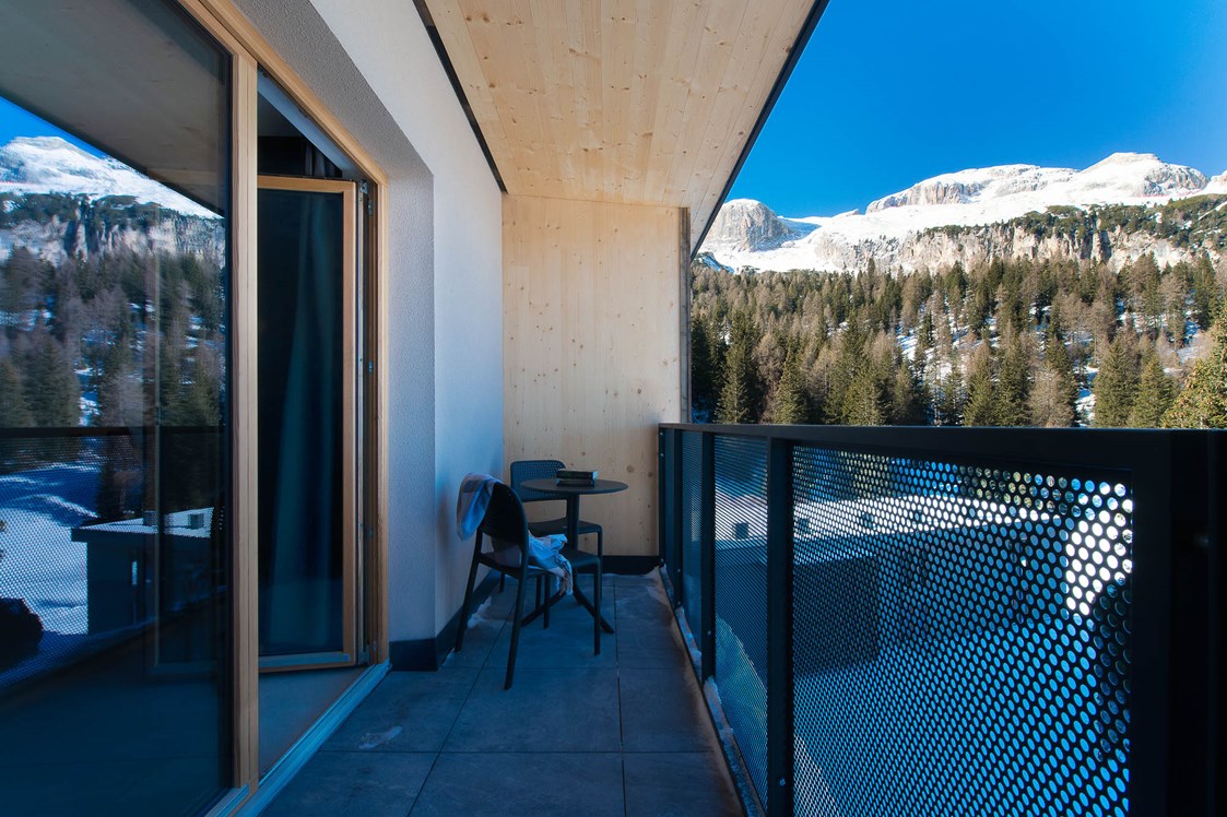 Skihotel:  Balkon Deluxe Zimmer - Sports&Nature Hotel Boè