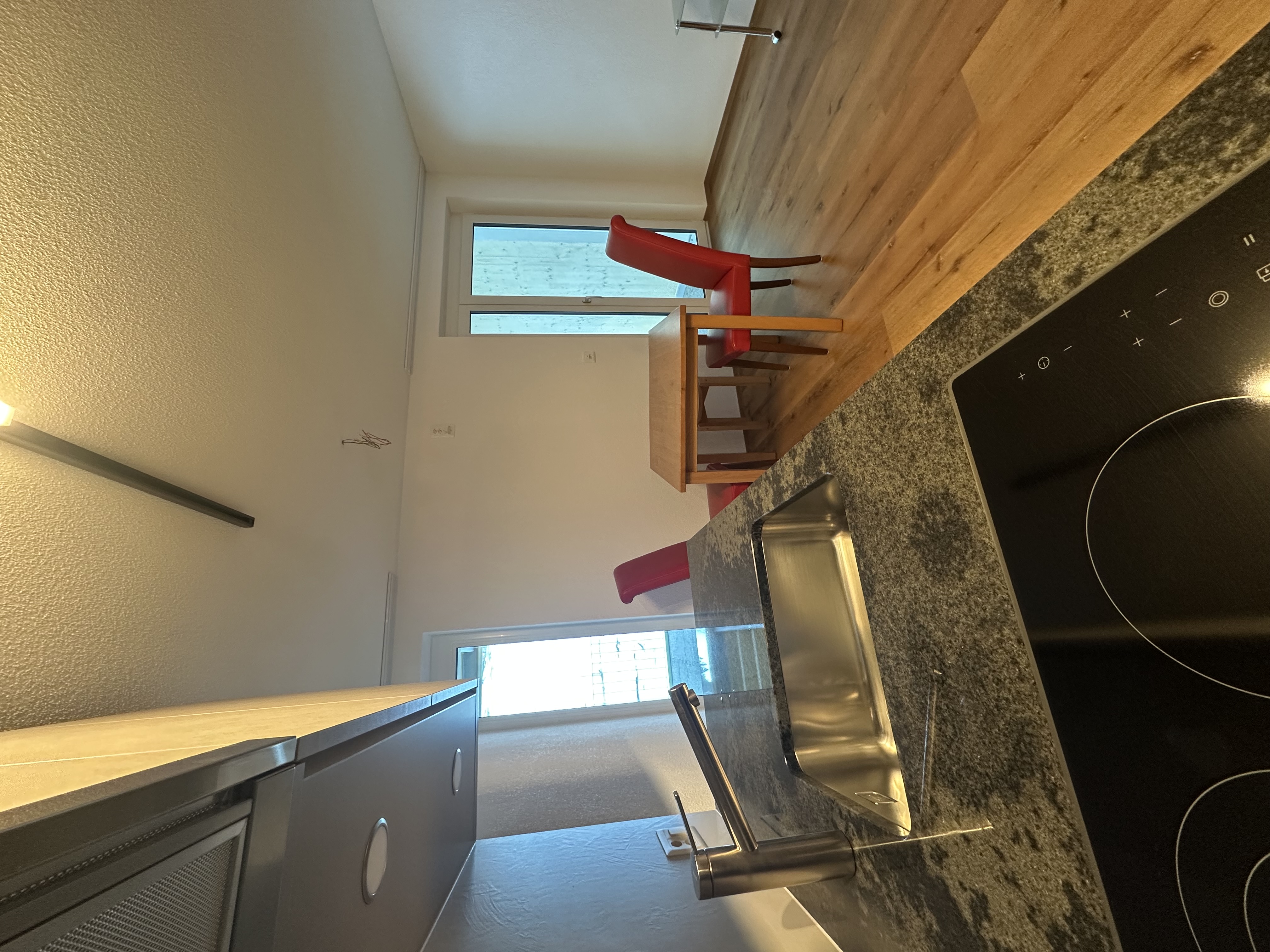 Hotels an der Piste - Hallenbad - Küchen- Wohnbereich mit grossem Balkon verglast - CASA Mittenwald Appartements  Flumserberg Tannenheim