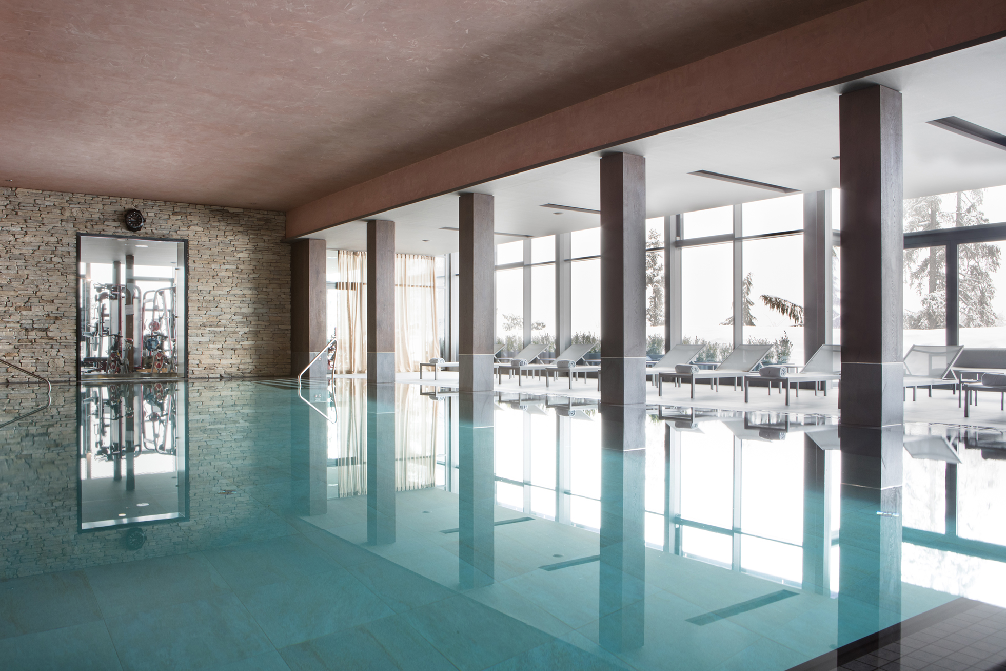 Hotels an der Piste - Crans-Montana - Pool - Hotel Crans Ambassdor