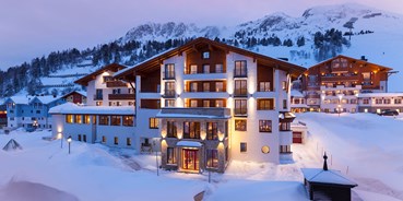 Hotels an der Piste - Ski Obertauern - Hotel 4-Sterne Superior in Obertauern - Hotel Panorama