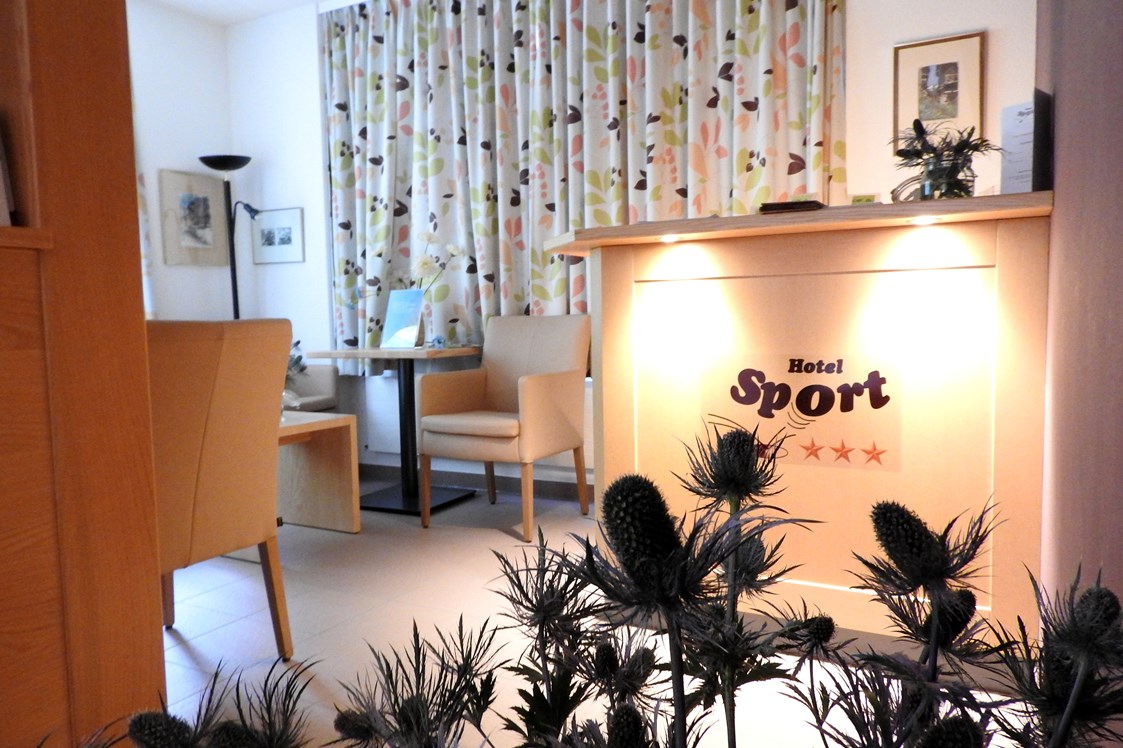 Skihotel: Reception  - Hotel Sport