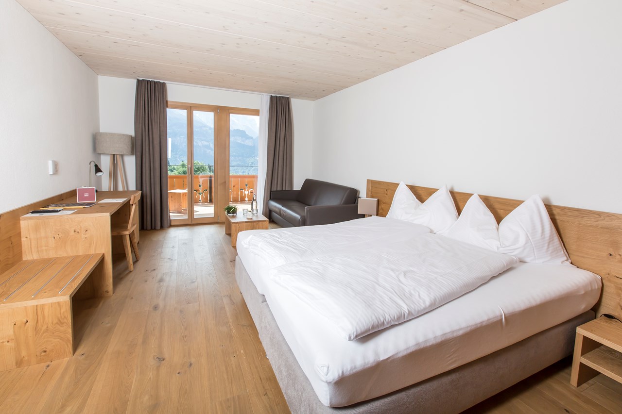 Hotel Reuti Zimmerkategorien Alpines Doppelzimmer Süd mit Balkon