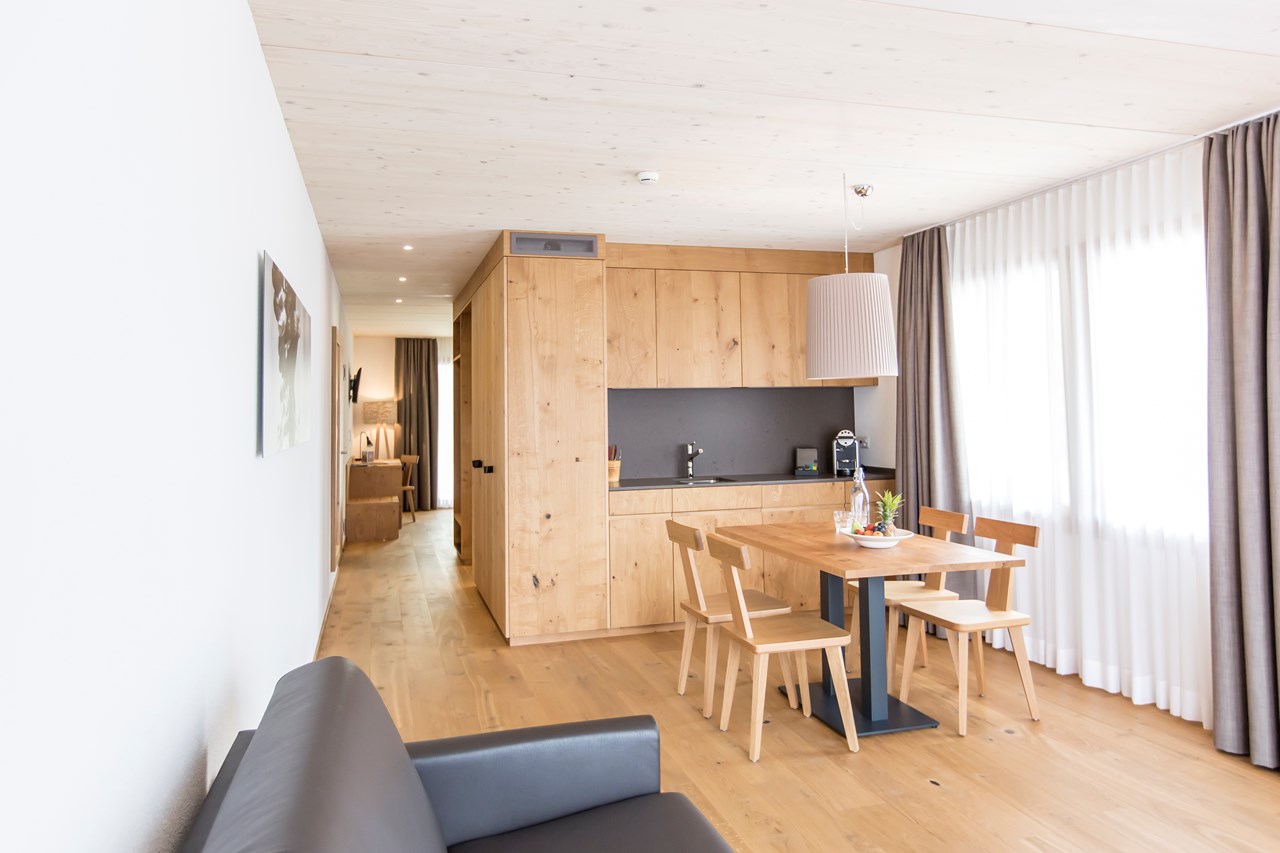 Hotel Reuti Zimmerkategorien Reuti-Suite mit Balkon