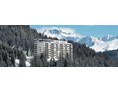 Skihotel: Tschuggen Grand Hotel Aussenansicht - Tschuggen Grand Hotel 